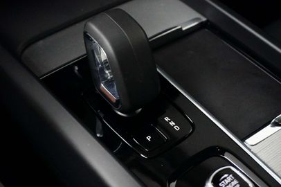 Car image 38