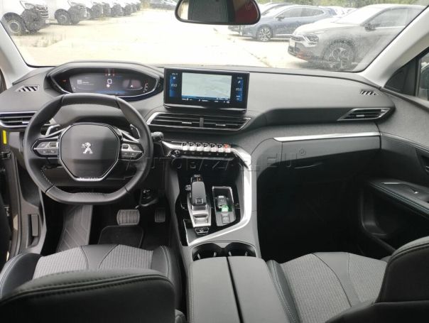 Peugeot 5008 EAT8 Allure 96 kW image number 7