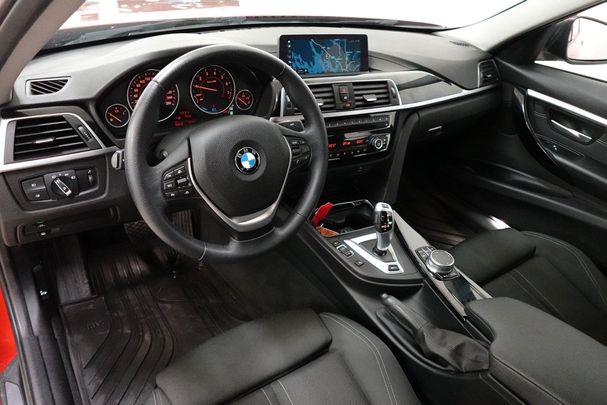 BMW 330 e Sport Line 185 kW image number 7