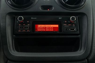 Car image 31