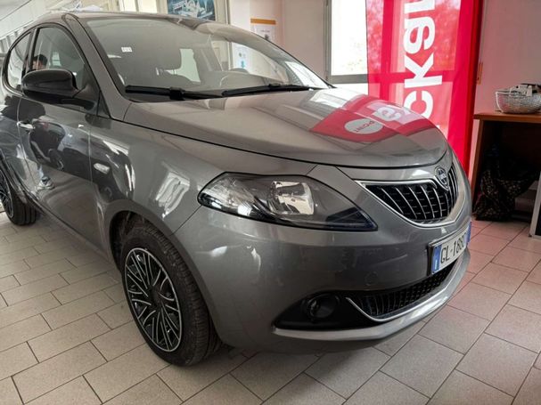 Lancia Ypsilon 51 kW image number 2