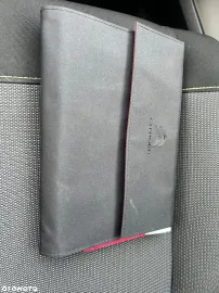 Car image 37