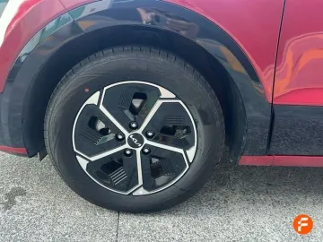 Car image 34