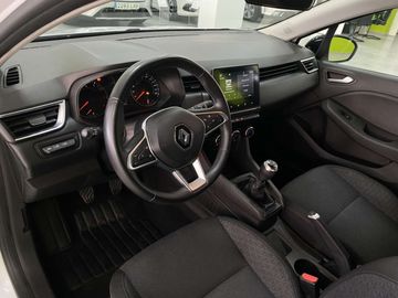 Car image 10