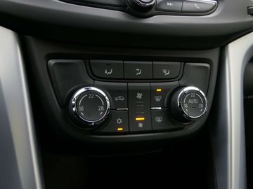 Car image 33