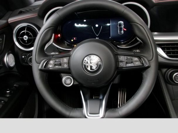 Alfa Romeo Stelvio 2.0 Turbo 206 kW image number 17