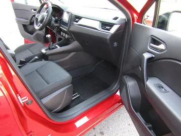 Car image 13