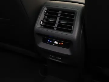 Car image 50