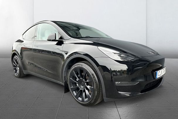 Tesla Model Y Long Range AWD 378 kW image number 8