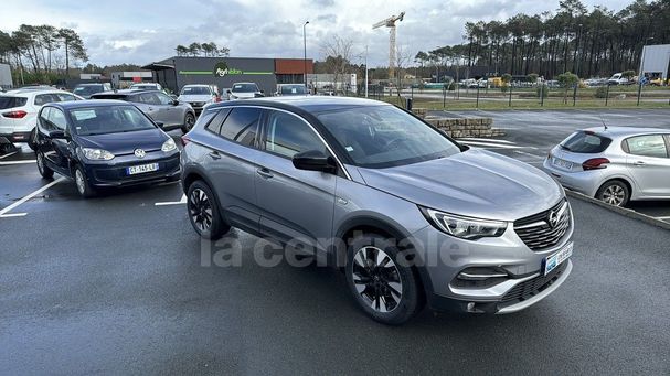 Opel Grandland X 1.2 Turbo Design Line 96 kW image number 2