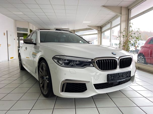 BMW 550d Touring xDrive 294 kW image number 1