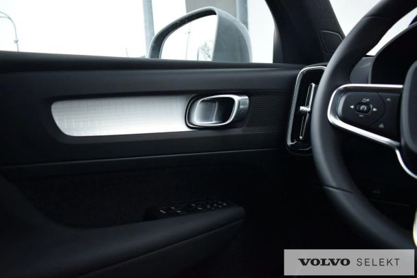 Volvo XC40 120 kW image number 15