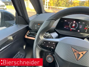 Car image 32