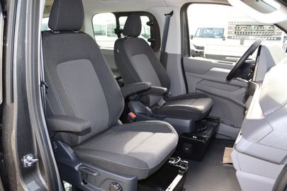 Car image 47