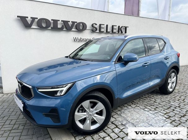 Volvo XC40 B3 Core 120 kW image number 2