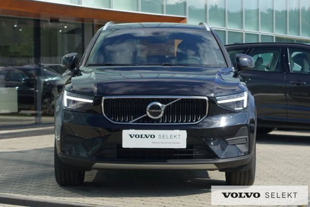 Volvo XC40 AWD 145 kW image number 3