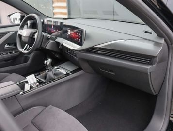 Car image 37