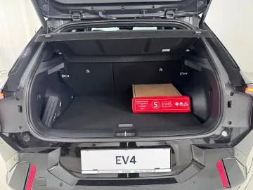 Car image 31