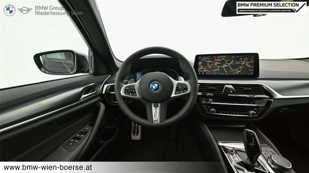 BMW 530 Touring xDrive 215 kW image number 14