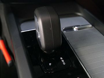 Car image 33