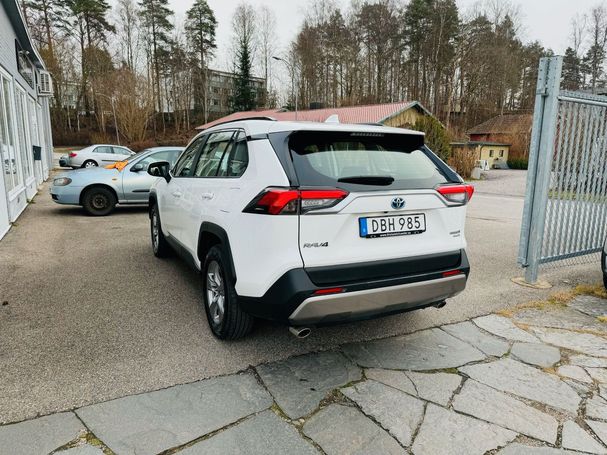 Toyota RAV 4 2.5 Hybrid 163 kW image number 4