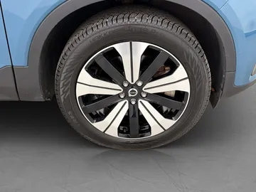 Car image 37