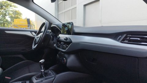 Car image 31