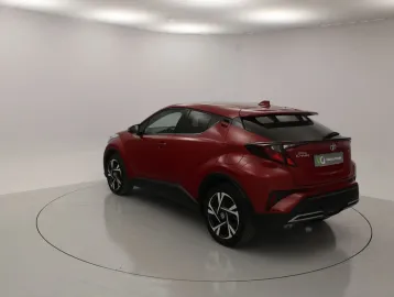 Car image 4