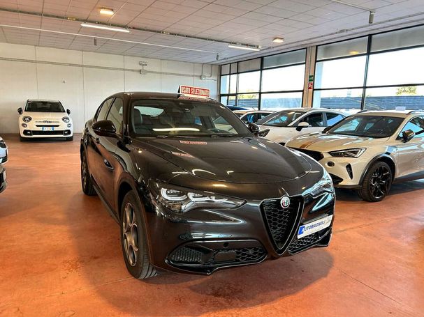 Alfa Romeo Stelvio 2.2 Q4 154 kW image number 2