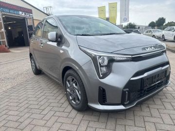 Car image 25
