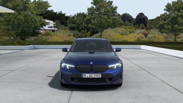 BMW 330i xDrive 180 kW image number 2