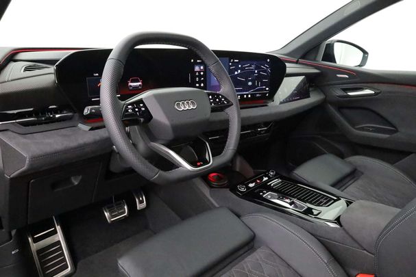 Audi Q6 55 quattro e-tron 285 kW image number 3