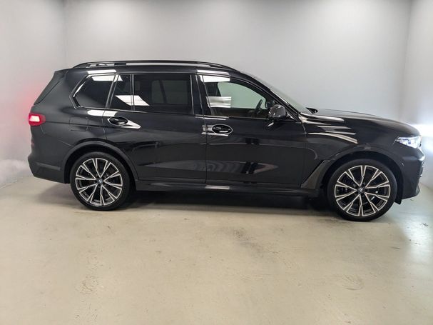 BMW X7 M50i xDrive 390 kW image number 9