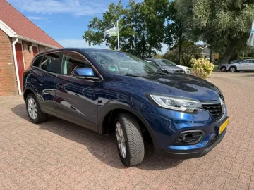 Car image 37