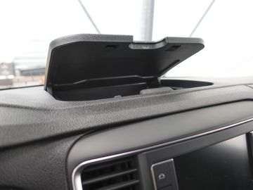 Car image 37