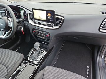 Car image 22