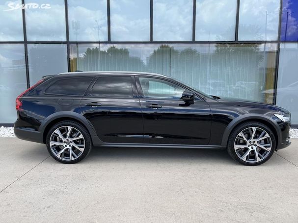 Volvo V90 Cross Country AWD B5 173 kW image number 9