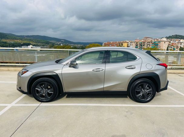 Lexus UX 250h 135 kW image number 9