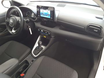 Car image 10