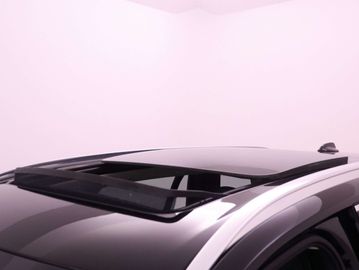 Car image 41