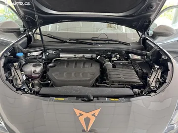 Car image 37