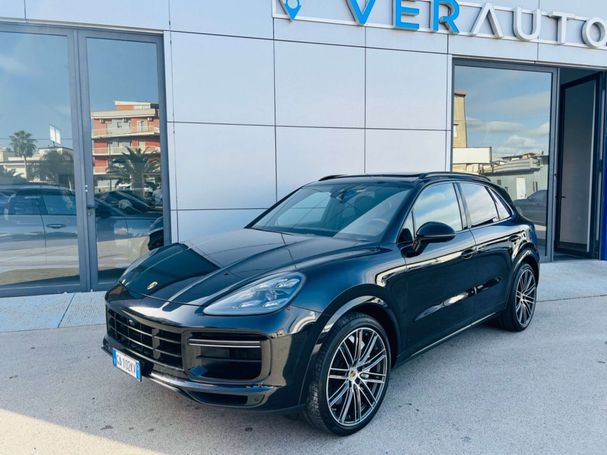 Porsche Cayenne Turbo 404 kW image number 2