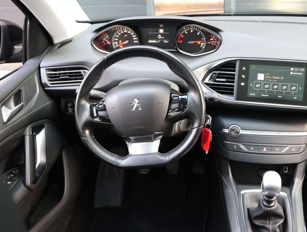 Peugeot 308 130 96 kW image number 10