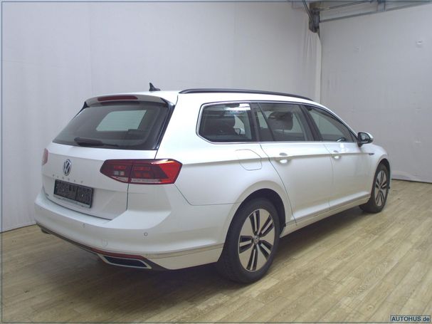 Volkswagen Passat GTE 1.4 TSI DSG 160 kW image number 3