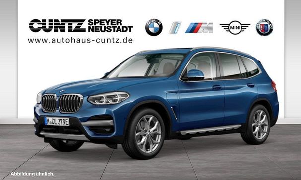 BMW X3 xDrive30e xLine 215 kW image number 1