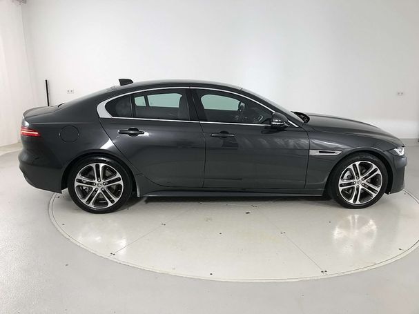 Jaguar XE 150 kW image number 6