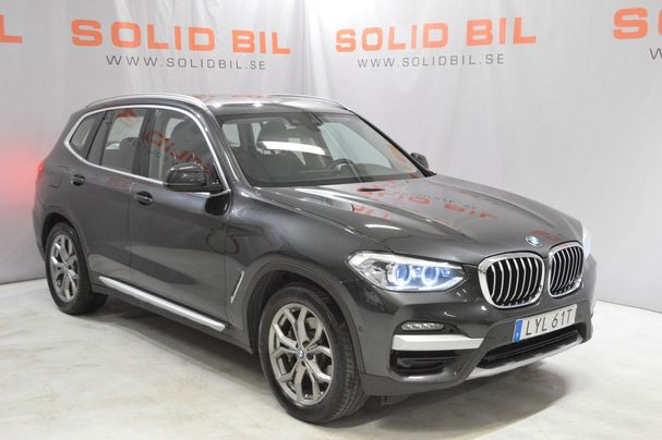 BMW X3 xDrive30e 216 kW image number 2