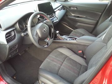 Car image 11