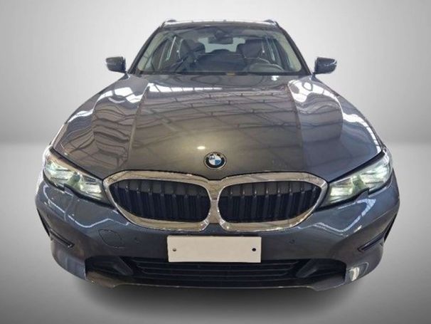 BMW 318d Touring Advantage 110 kW image number 2