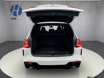 Car image 33